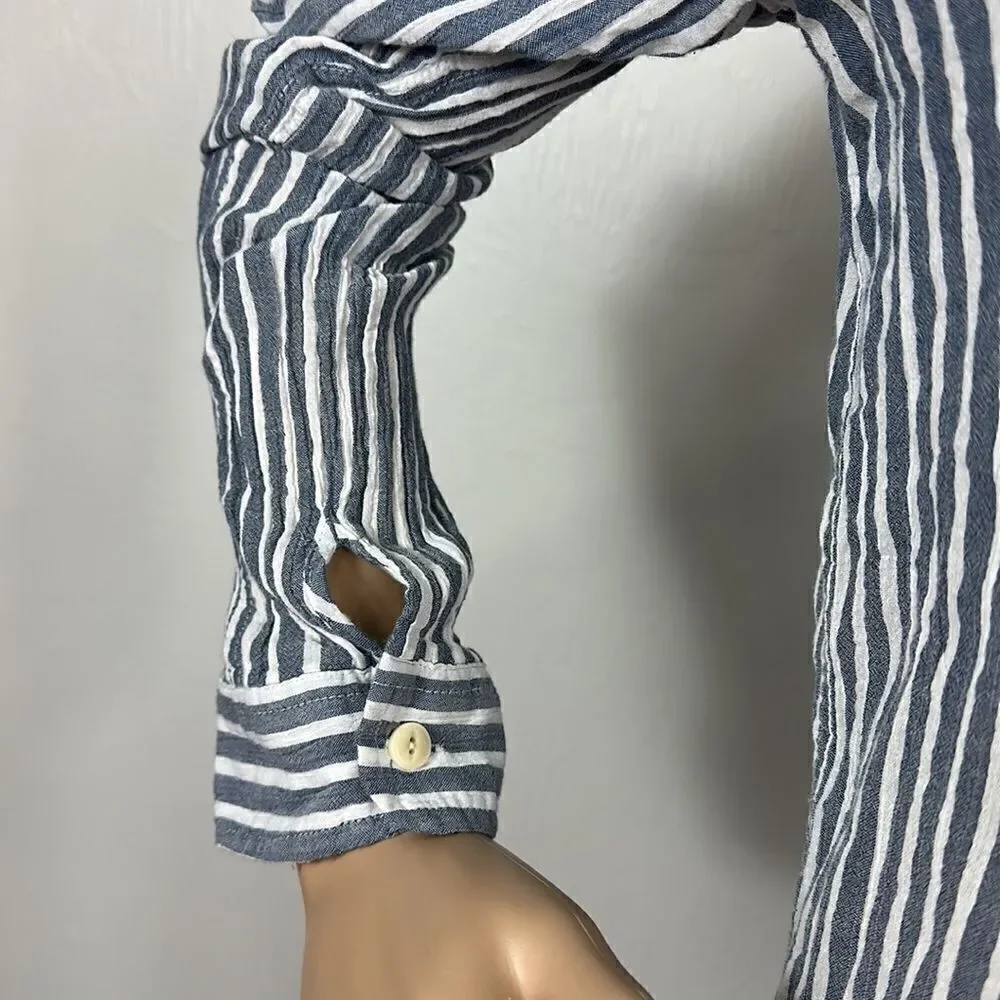 J. Crew Cotton White And Blue Striped Long Sleeves 1/2 Button Shirt Size 6